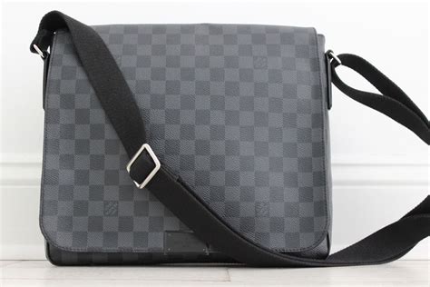 damier louis vuitton messenger bag|louis vuitton trio messenger.